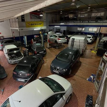 Vista general de las instalaciones de Arnau Motor